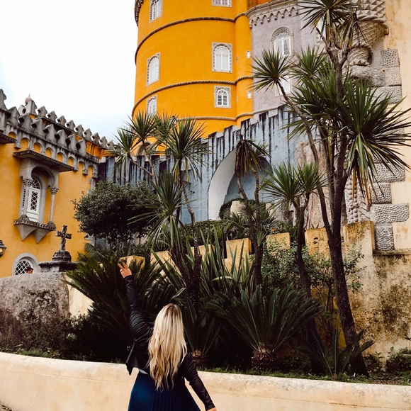 Meet your Posher, Sari - Picture 2 of 2